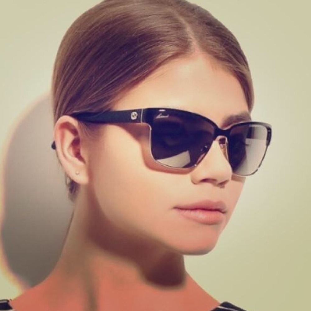 GUCCI Square Black Gold Mirrored Sunglasses w/ Case, Authenticity Card & Cloth - Picture 7 of 7